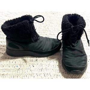 Nike Kaishi Winter Boots 807195-001 Lace Up Ankle Women's Size 7 EU 38 Black